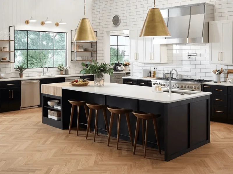 Ngày can Bính mang hỏa khí mạnh, dân gian kiêng kỵ việc sửa sang bếp nấu.