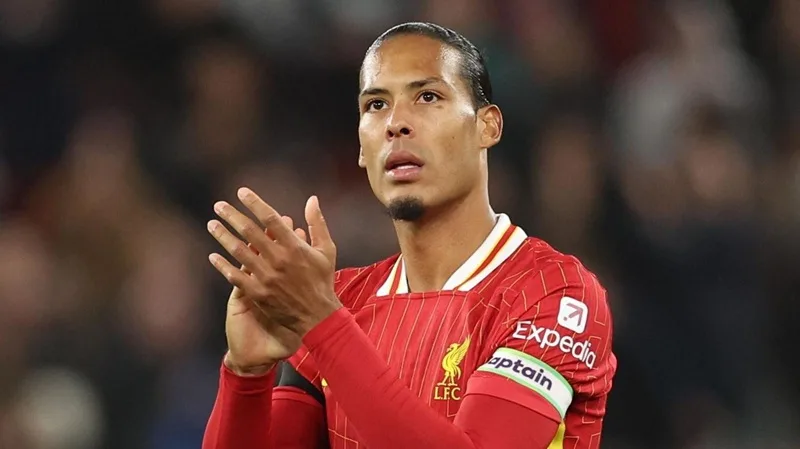 "Đá tảng" Virgil van Dijk luôn là bức tường thành bất khả xâm phạm.