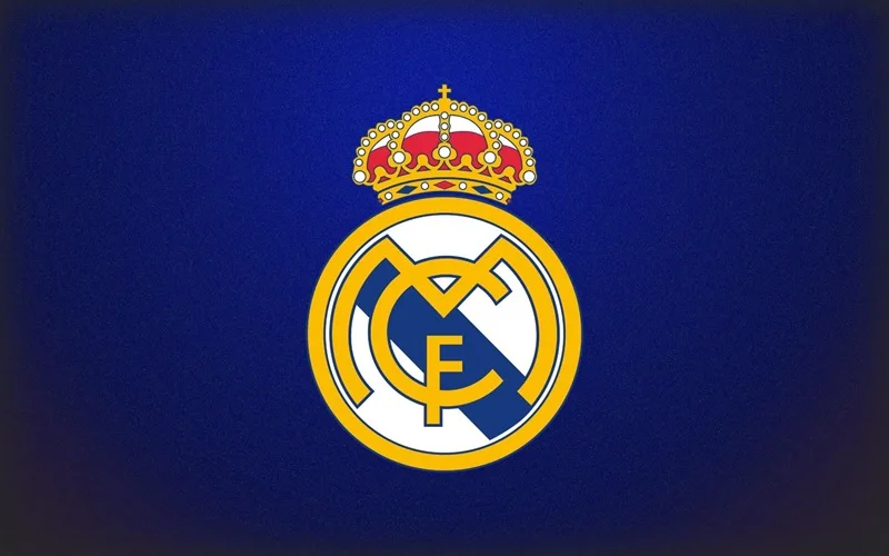 Logo Real Madrid với chiếc vương miện Hoàng gia danh giá do Vua Alfonso XIII phong tặng năm 1920.