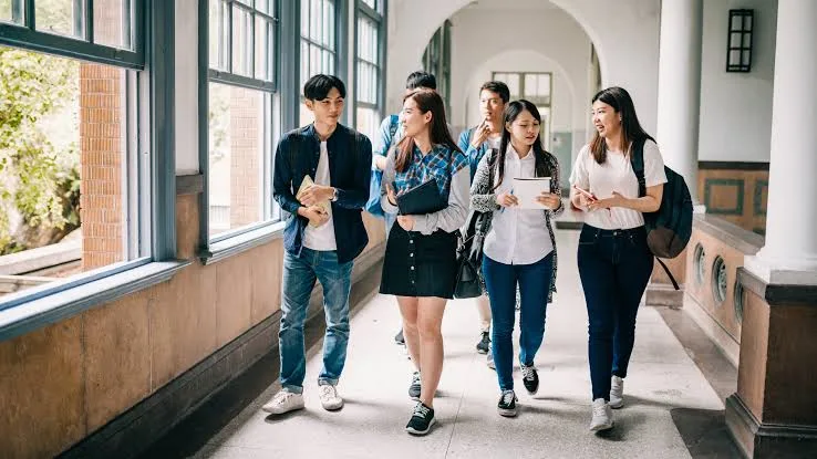 xin học bổng du học ở nước nào dễ nhất